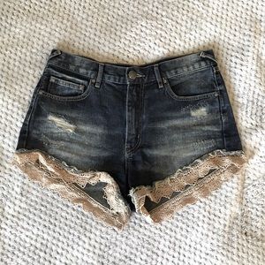 Free People 27 distressed denim blue Jean shorts